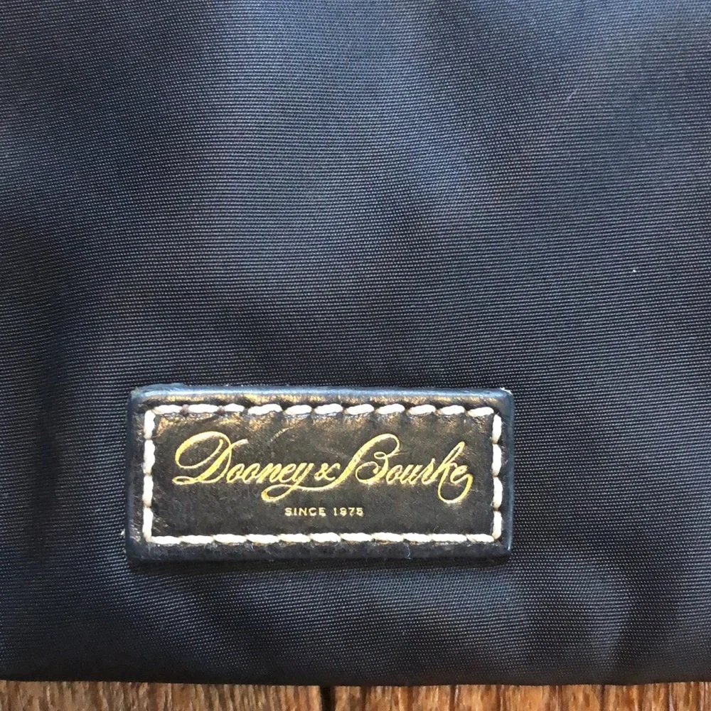 Dooney & Bourke black crossbody bag